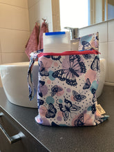 Load image into Gallery viewer, Sweat Pack Butterfly Small