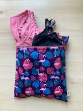 Load image into Gallery viewer, Sweat Pack Flamingo Large