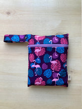 Load image into Gallery viewer, Sweat Pack Flamingo Small