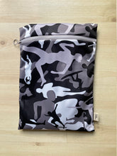 Load image into Gallery viewer, Sweat Pack Human Medium