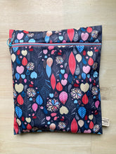 Load image into Gallery viewer, Sweat Pack Winter Leaf Large