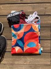 Load image into Gallery viewer, Sweat Pack Retro Large